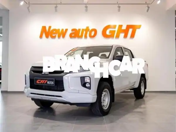 ميتسوبيشي 4x4 دوبل كابينة