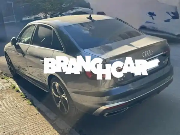 أودي A4 إس لاين