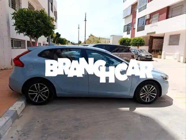 فولفو V40 ديزل 2017 أوتوماتيك بطنجة | مالك أول | أمان فولفو | اقتصاد وقود ممتاز