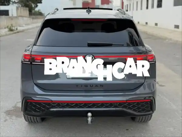 فولكس فاجن تيجوان R-Line 2024 ديزل 200 حصان | وارد جديد...