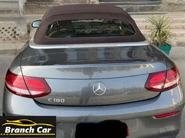 مرسيدس C180 كابورليه AMG 2019 للبيع: رفاهية قيادة وأداء استثنائي بسقف مكشوف