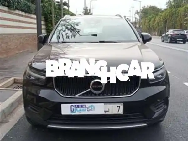 VOLVO XC40 بنزين أوتوماتيكية 2022