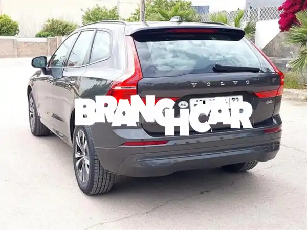 فرصة لا تُعوّض: فولفو XC60 موديل 2022 | المالك الأول | حالة الوكالة بسعر 308,000!