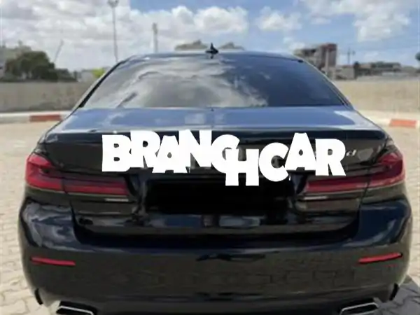 BMW الفئة الخامسة 2021 ديزل Signature Plus | المالك الأول | صيانة منزلية فاخرة