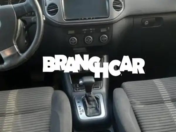 فولكس فاجن تيجوان 2009 أوتوماتيك: SUV ألمانية موثوقة بحالة ممتازة - فرصة لا تعوض!