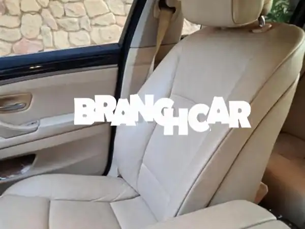 BMW الفئة الخامسة ديزل أوتوماتيك 2011 بالدار البيضاء