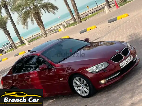 BMW 320i 2013 للبيع: فئة عليا، بحالة ممتازة جداً (شرط الفحص)...