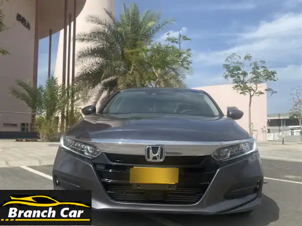 هوندا اكورد للبيع مديل ⁦2020⁩ بحادث خفيف وممشى قليل.