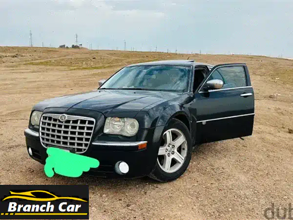 كرايسلر 300C موديل 2008: فخامة عائلية بحالة ممتازة وترخيص حتى 2027!
