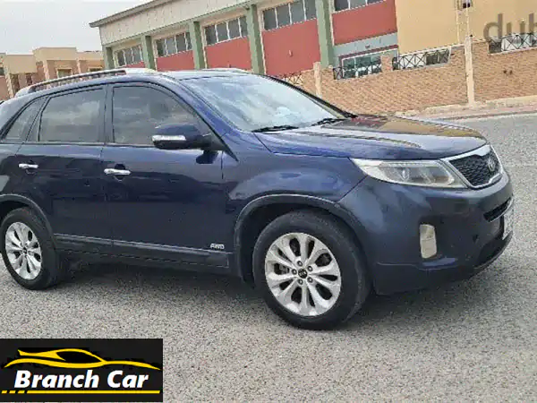 Kia Sorento 20141 YEAR INSURANCE  GOOD Condition. .
