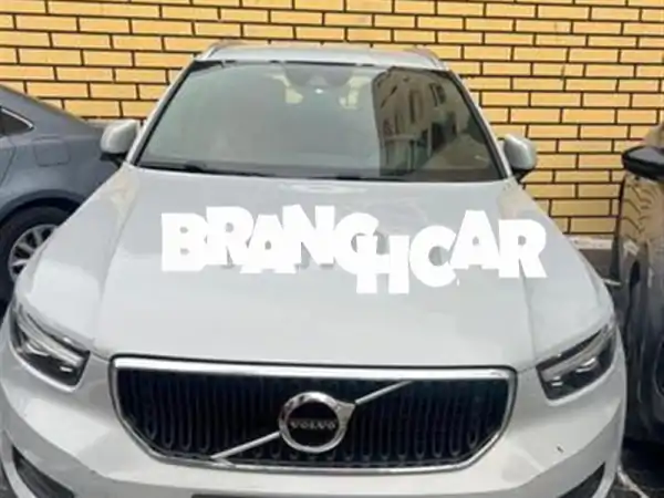 فولفو XC40 بحالة جيدة جدا
