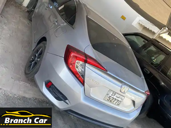 فرصة ذهبية: هوندا سيفيك 2020 – عداد 70 ألف KM بحالة الوكالة في حولي | فحص شامل