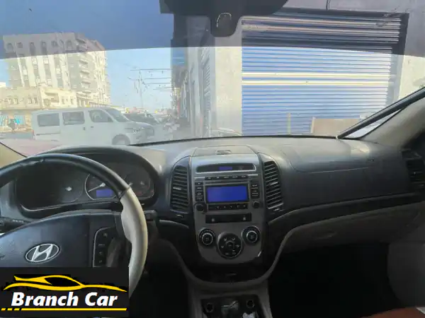فرصة مميزة في عدن: هيونداي سنتافي 2011 نظيفة جدًا |...
