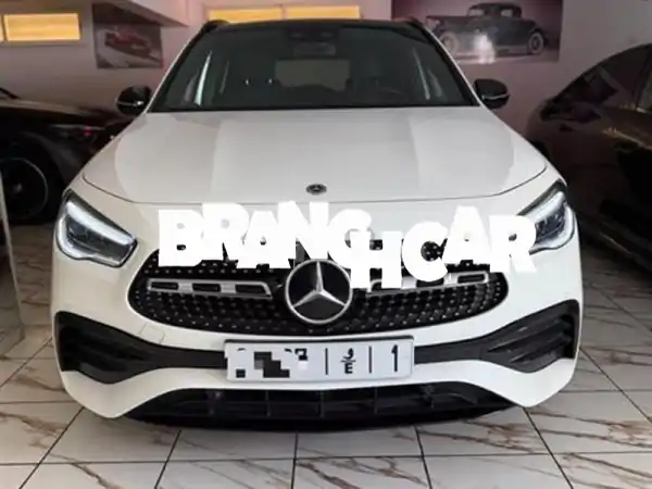 مرسيدس GLA 220d AMG 2021 ديزل: فخامة وأداء رياضي لا يُضاهى...