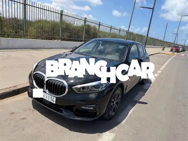 للبيع: BMW الفئة الأولى 118D سبورت ديزل 2023 أوتوماتيك بالدار البيضاء | المالك الأول | صيانة SMEIA كاملة
