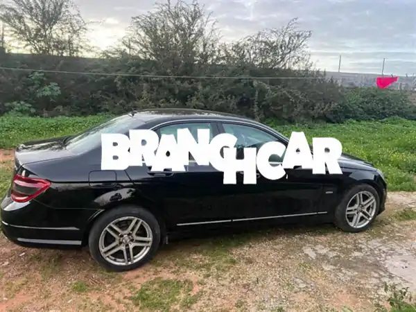 مرسيدس C220W204