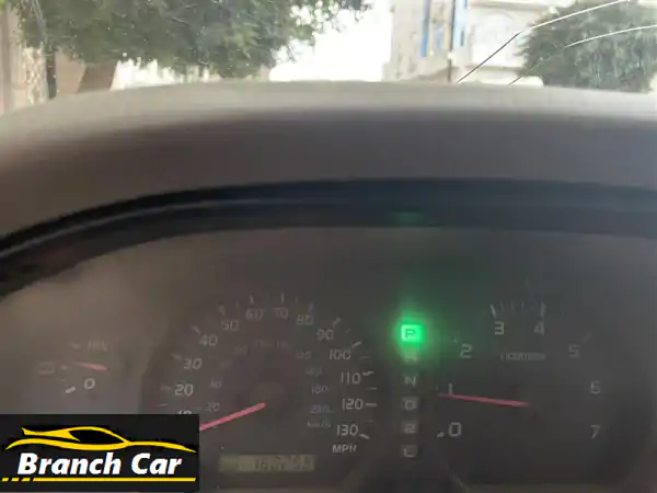 فرصة نادرة: تويوتا لاندكروزر VXR V8 أمريكي 2002 | أسطورة الدفع الرباعي بسعر خاص بصنعاء