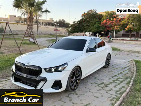 للبيع: BMW الفئة الخامسة 2015 بتحويل G60 2025 كامل –...