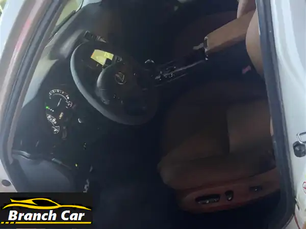 فرصة ذهبية: لكزس IS350 F Sport 2008 بمسقط | سيارة مشروع مميزة بسعر 1500 ريال! (مع عطل يتطلب إصلاح)