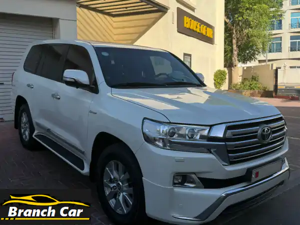 فرصة ذهبية: تويوتا لاندكروزر GXR V6 2016 للبيع بالمنامة - مالك واحد | 127 ألف كم | بحالة الوكالة!