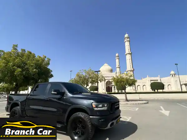 🔥 للبيع: دودج رام ريبل 2019 فل أوبشن HEMI V8 | بانوراما Apple CarPlay | مسقط 🇴🇲