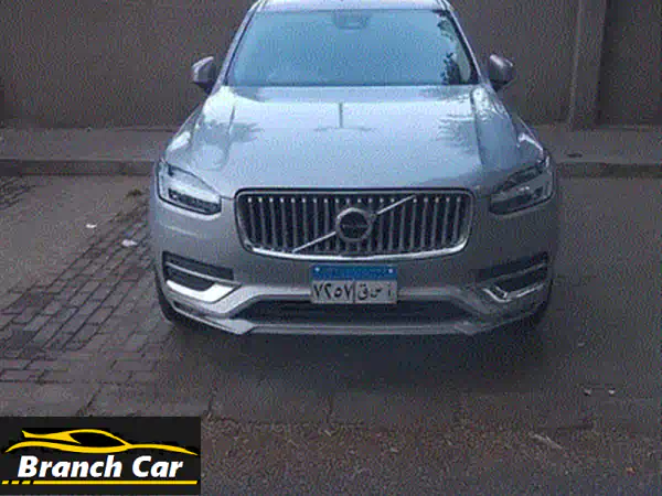 امتلك الفخامة والأمان: فولفو XC90 2023 كالجديدة – حماية كاملة وخدمة عز العرب