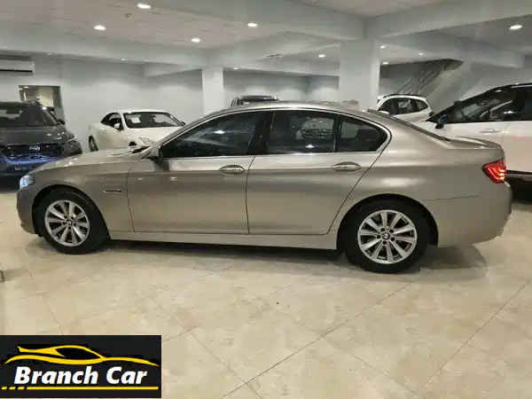 حصريًا: BMW 520i 2016 الذهبية الفاخرة للبيع | أداء توربو وتصميم أنيق