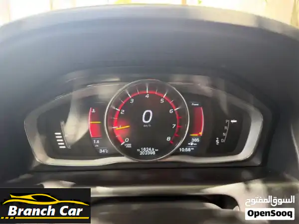 امتلك الرفاهية والأمان: فولفو XC60 2015 خليجي، بدون حوادث، جاهزة للتصدير (القاهرة)