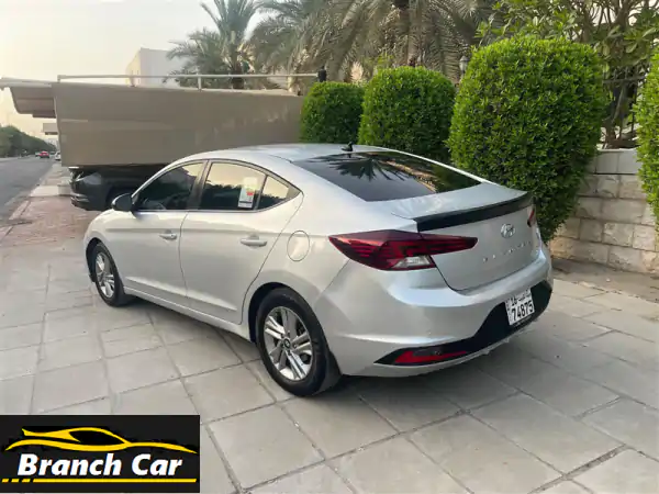 للبيع النترا ⁦2019⁩ نضيفة