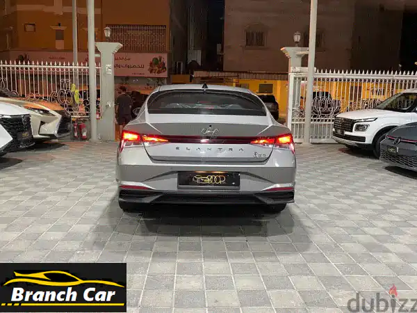 Hyundai Elantra 2.0
