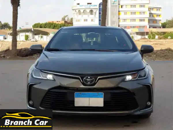 تويوتا كورولا ⁦2019⁩ فبريكا بالكامل بره وجوه ماعدا اكصدامين خليجي كاملة مفتاح رخصة سنتين عداد قليل