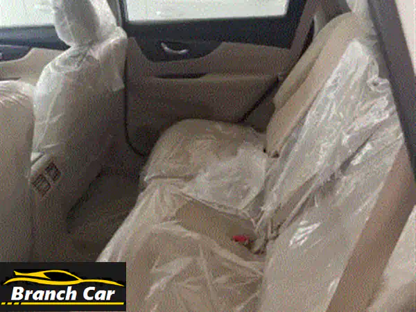 نيسان اكستريل 2015،7 مقاعد، حالة ممتازة، 138000 كم، أبيض.