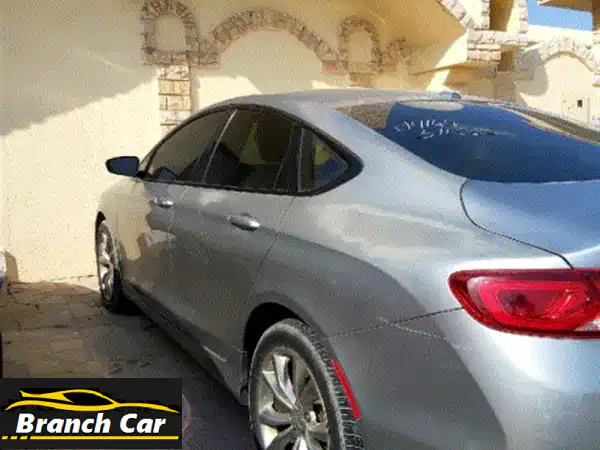 كرايسلر 2015 للبيع في الشارقة: ترخيص وبطارية...