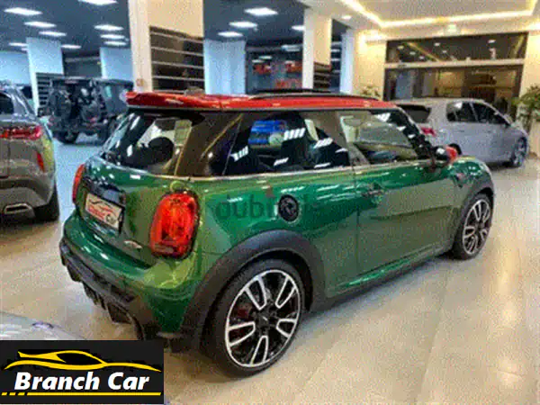 فرصة العمر في عمان: امتلك MINI John Cooper Works 2022 JCW بتقسيط 5 سنوات وبدون دفعة أولى!