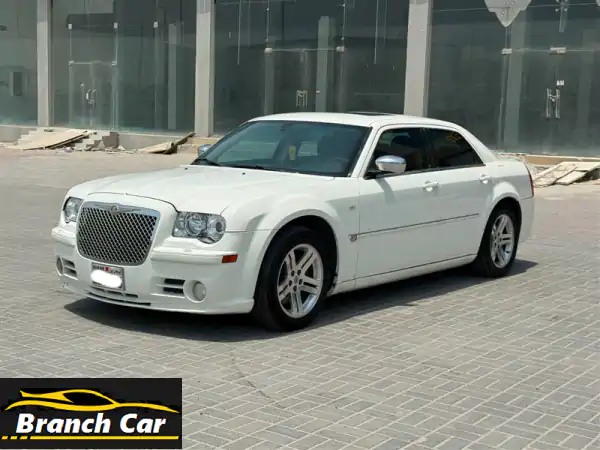 كرايسلر 300C أبيض 2006 كامل المواصفات: فخامة وأداء...