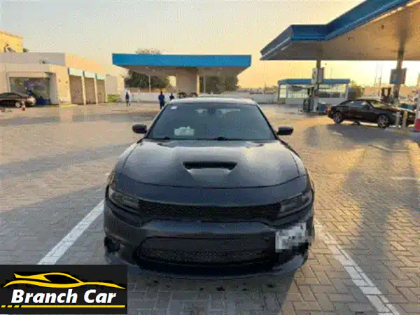 دودج تشارجر للبيع في حالة جيدة، موديل 2017، السعر قابل للتفاوض. مبيعات
