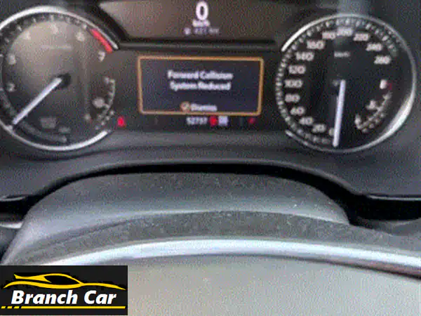 كاديلاك xt5 موديل 2022، سيارة بحالة الوكالة وتحت...