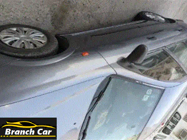سيارة نيسان صني موديل 2003، مكيف جيد، مكينة بحالة...