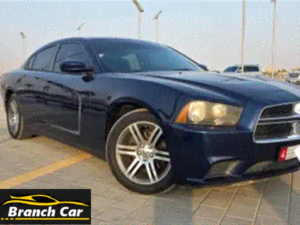 للبيع دودج تشارجر 2014 ماشية 225000 نظيفة. مبيعات