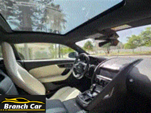 Jaguar FTYPE P300 modèle 2021